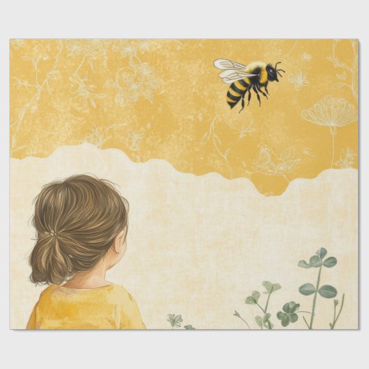 Meisje dat een hommel bekijkt cadeaupapier (Vlak)