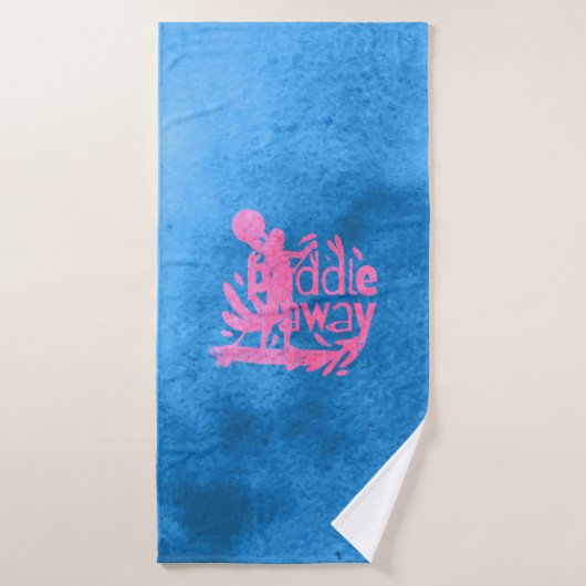 Meisje dat graag peddelt weg badhanddoek (Badhanddoek)