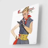 Meisje dat vliegvliegtuigen stort vierkante klok (Hoek)