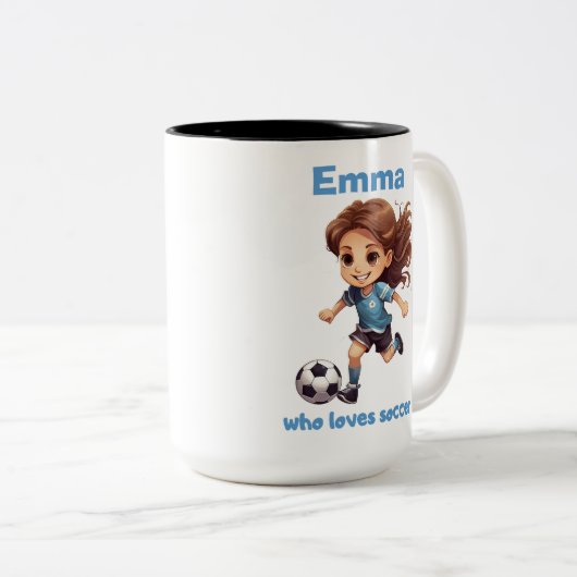 Meisje die houdt van voetbal met jouw naam tweekleurige koffiemok (Voorkant rechts)