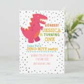 Meisje Dino Verjaardagsfeestje Uitnodigen Kaart (Staand voorkant)