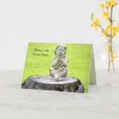 Meisje doet een wens voor mummie L Moederdag Kaart (Gele Bloem)