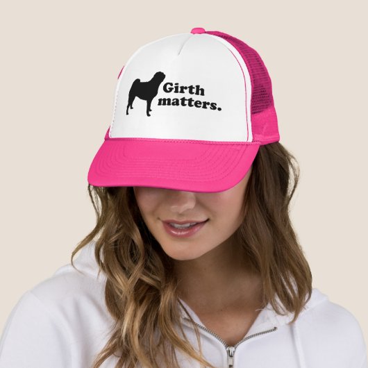 "Meisje doet er toe." (Pug) Trucker Pet (In situ)