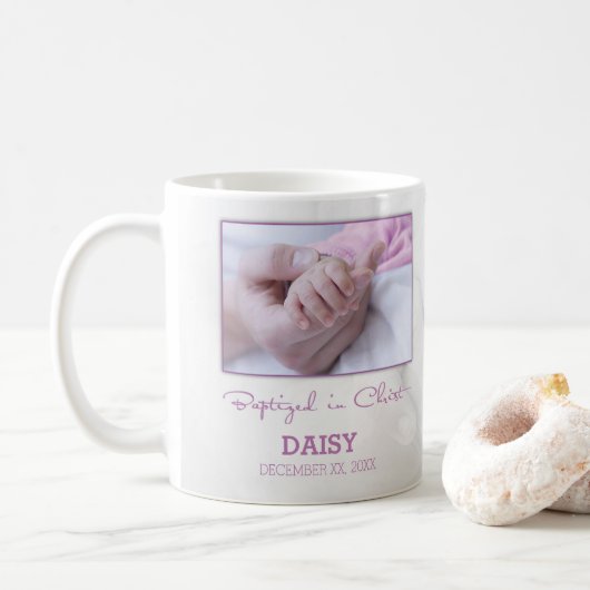 Meisje Doop Gefeliciteerd met Baby Gepersonaliseer Koffiemok (Met donut)