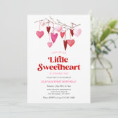Meisje Een Kleine Liefje Valentijn 1e Verjaardag Kaart (Staand voorkant)