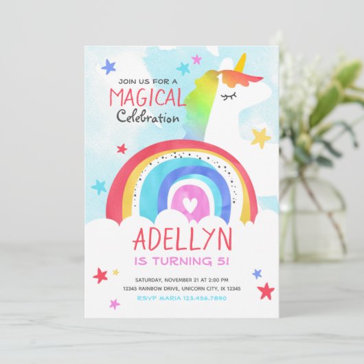 Meisje Eenhoorn en Regenboog Verjaardagsuitnodigin Kaart (Staand voorkant)