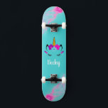 Meisje Eenhoorn skateboard met naam<br><div class="desc">Maak dit Unicorn skateboard uw door jouw tekst toe te voegen. Als u toegang wilt krijgen tot geavanceerde bewerkingsgereedschappen, gaat u naar "Deze sjabloon aanpassen" en klikt u op "Details", scrolt u naar beneden en drukt u op de link "Klik om verder aan te passen". Ideaal voor elke Occasie zoals...</div>