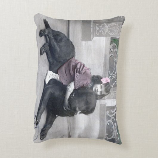 Meisje en haar hond accent kussen (Achterkant (Verticaal))