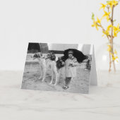 Meisje en Kaart Borzoi (Gele Bloem)