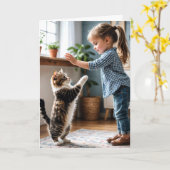 Meisje en kat High Vijf Verjaardag Kaart (Gele Bloem)