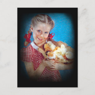 Meisje en kip briefkaart