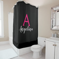 Meisje en zwart, wit, warm roze monogram naam