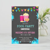 Meisje film zwembad feest uitnodiging (Staand voorkant)