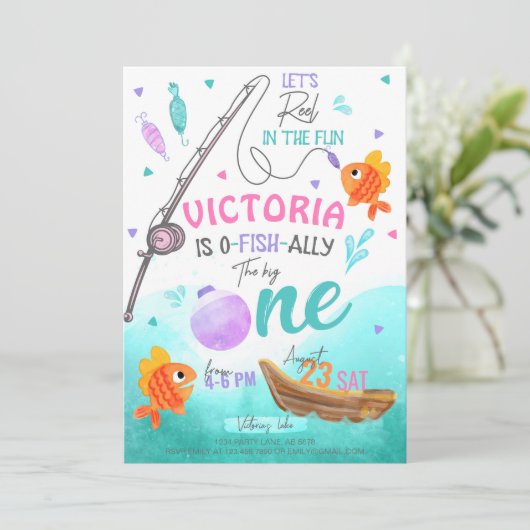 Meisje Gevist 1e Verjaardag Kaart (Staand voorkant)