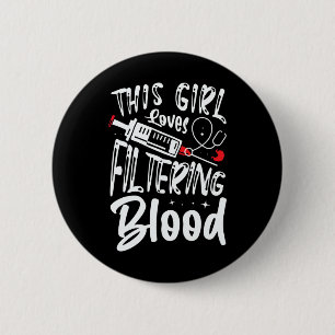Meisje houdt van het filtreren van bloed nierdialy ronde button 5,7 cm