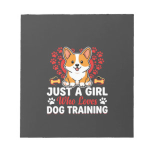 Meisje houdt van honden training Corgi Notitieblok