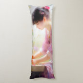 Meisje in bloementuin lichaamskussen (Achterkant (Verticaal))