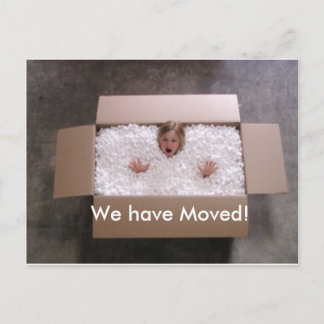 Meisje in de doos aankondigingskaart