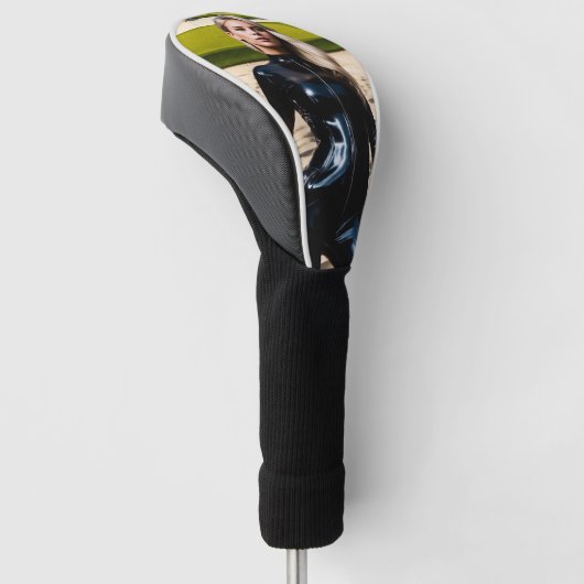 Meisje in de Zandval Golfheadcover (Schuin)