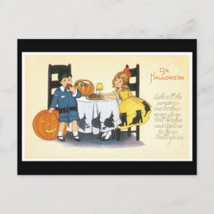 Meisje in een Halloween Black Cat Dress Briefkaart