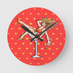 MEISJE IN EEN MARTINI GLAS WANDKLok (olivia)