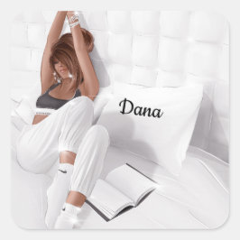 Meisje in gepersonaliseerde aangepaste koffiedoek  vierkante sticker