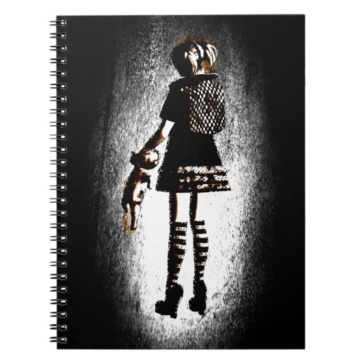 Meisje in Gothic Notitieboek (Voorkant)