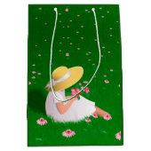 Meisje in gras medium cadeauzakje (Voorkant)