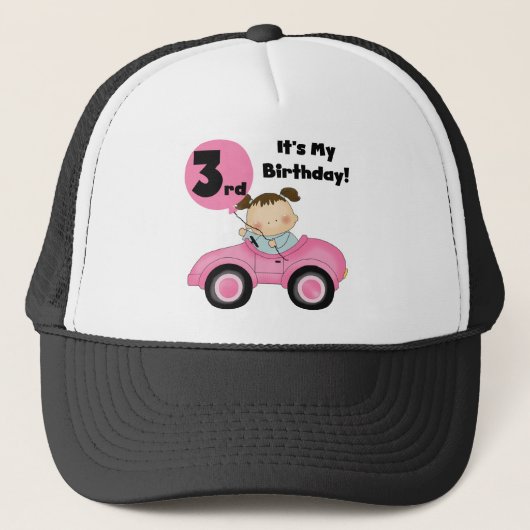 Meisje in Roze Auto 3e Verjaardag Tshirts en gesch Trucker Pet (Voorkant)