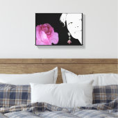 Meisje in roze oorbel bloemenillustratie mode canvas afdruk (Insitu (Slaapkamer))