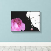 Meisje in roze oorbel bloemenillustratie mode canvas afdruk (Insitu (Houten vloer))