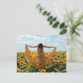 Meisje in zonnebloemveld briefkaart (Staand voorkant)