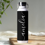 Meisje kalligrafie modern zwart waterfles<br><div class="desc">Naam in moderne scriptkalligrafie.</div>