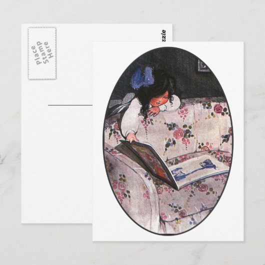 Meisje leest over sofa briefkaart (Voorkant / Achterkant)