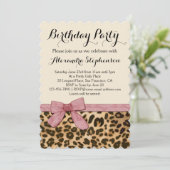  Meisje Leopard Roze Bow Verjaardagsfeest Kaart (Staand voorkant)