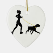 Meisje loopt met haar hondenversiering keramisch ornament (Rechts)