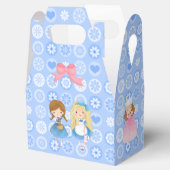 Meisje Macht op Blauwe Bloemenachtergrond Bedankdoosjes (Geopend)