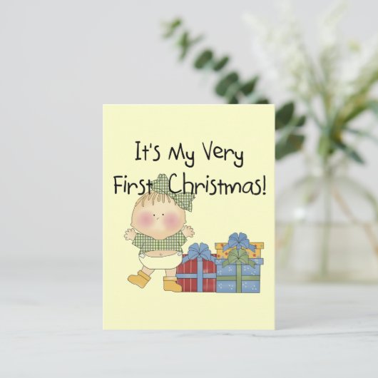 Meisje met cadeaus 1e kerst T-shirts en cadeaus Feestdagenkaart (Staand voorkant)