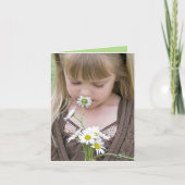 Meisje met Daisy Bouquet Kaart (Voorkant)