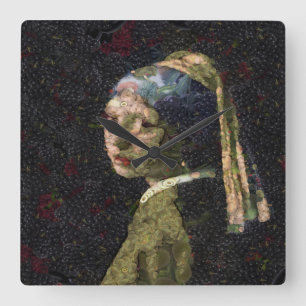 Meisje met een aardbei die een fijne kunstspuit ve vierkante klok