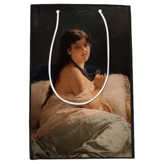 Meisje met een medaillon (door Gerolamo Induno) Medium Cadeauzakje (Voorkant)