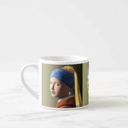 Meisje met een parel espresso kop (Links)