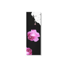 Meisje met een parel oorbel roze rose bloemen