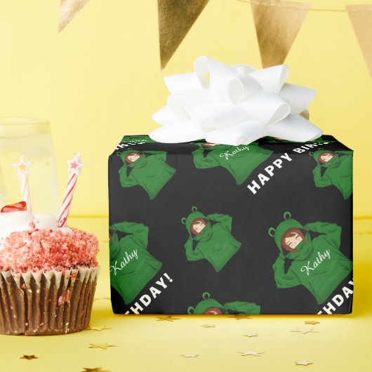 Meisje met groene kikkervisjes cadeaupapier (Verjaardagsfeest)