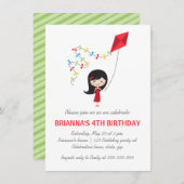 Meisje met haar verjaardagsfeest kaart (Voorkant / Achterkant)