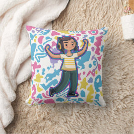 Meisje met hoofdtelefoon buigt zelfverzekerd en on kussen