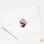 Meisje met Lang Roze Haar Kapsalon Ronde Sticker (Envelop)