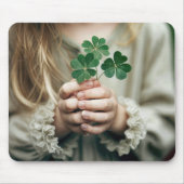 Meisje met Lucky Clovers Muismat (Voorkant)