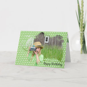 Meisje met ouderlijke camera kaart