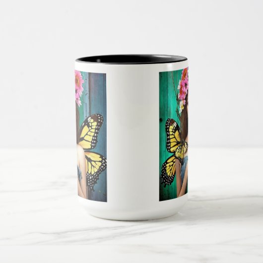 meisje met vlinders en bloemen mok (Midden)